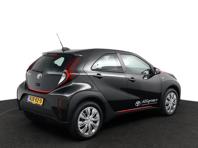 Toyota AYGO X 1.0 VVT-i S-CVT Play | Automaat | Red Pack | Apple Carplay | Achteruitrijcamera |