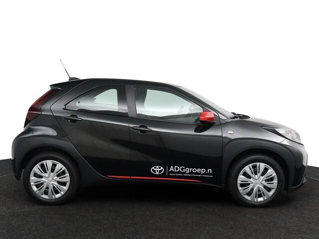 Toyota AYGO X 1.0 VVT-i S-CVT Play | Automaat | Red Pack | Apple Carplay | Achteruitrijcamera |