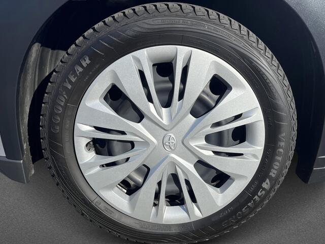 Toyota AYGO 1.0 VVT-i MT Play