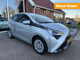 toyota-aygo-1.0-vvt-i-x-play-5-drs-