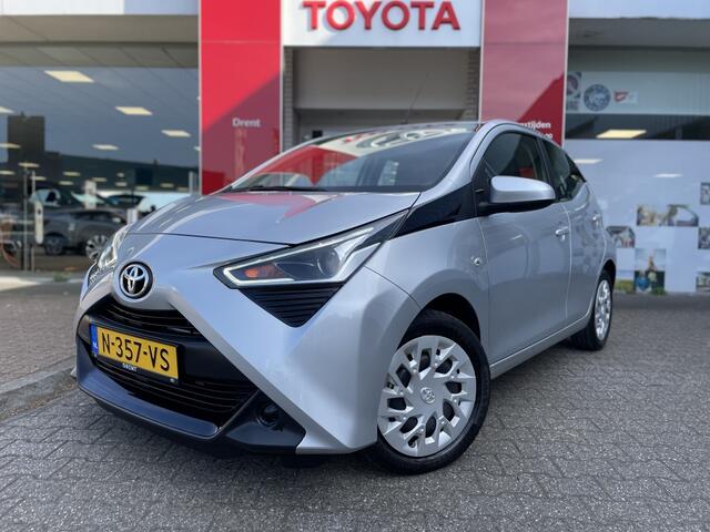 Toyota AYGO 1.0 VVT-i x-play | DAB | Apple CarPlay Android Auto | Elektr. Ve