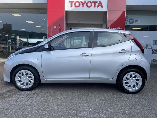 Toyota AYGO 1.0 VVT-i x-play | DAB | Apple CarPlay Android Auto | Elektr. Ve