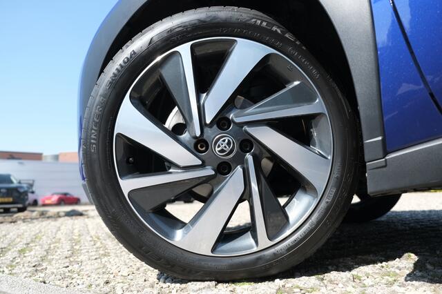 Toyota AYGO 1.0 VVT-i 72PK MT Envy | 18" lichtmetalen velgen 'design Envy' |