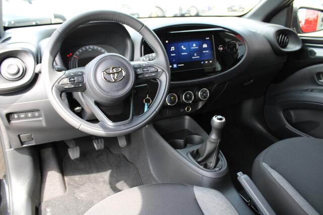 Toyota AYGO X 1.0 VVT-i MT play 72pk | Apple Carplay/Android Auto | Cruise | Nieuw modeljaar |