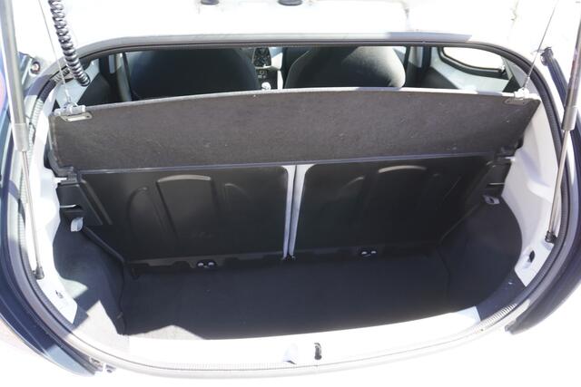 Toyota AYGO 1.0 VVT-i x-play CRUISE CARPLAY CAMERA