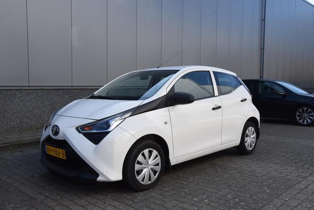 Toyota AYGO 1.0 VVT-i x-fun | Cruise control | Airco | start & stop systeem |