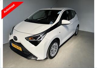 toyota-aygo-1.0-vvt-i-x-play-apple-
