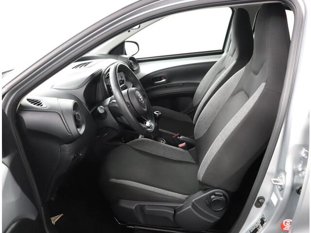 Toyota AYGO X 1.0 VVT-i MT Play Toyota Aygo X 1.0 VVT-i MT play