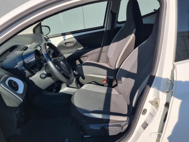Toyota AYGO 1.0 VVT-i x | Bluetooth | Airco | Speed limiter