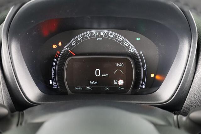 Toyota AYGO X 1.0 VVT-i MT Play *NIEUW* | Direct leverbaar! | Apple Carplay /- Android Auto | Parkeercamera |