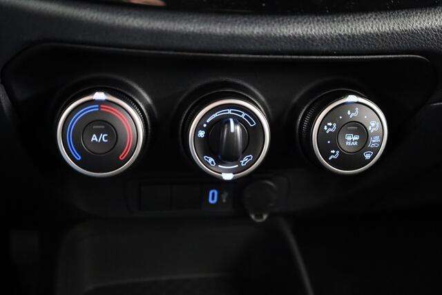 Toyota AYGO X 1.0 VVT-i MT Play *NIEUW* | Direct leverbaar! | Apple Carplay /- Android Auto | Parkeercamera |
