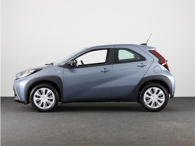 Toyota AYGO X 1.0 VVT-i MT Play *NIEUW* | Direct leverbaar! | Parkeercamera | Apple Carplay /- Android Auto |
