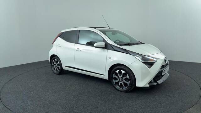 Toyota AYGO 1.0 VVT-i x-Joy Cabrio | Apple Carplay / Android auto |