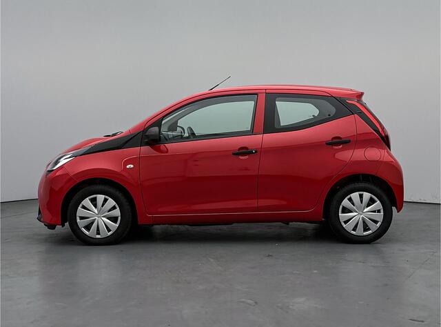 Toyota AYGO 1.0 VVT-i x-fun 5-Drs | Airco | NL-Auto | Dealeronderhouden |