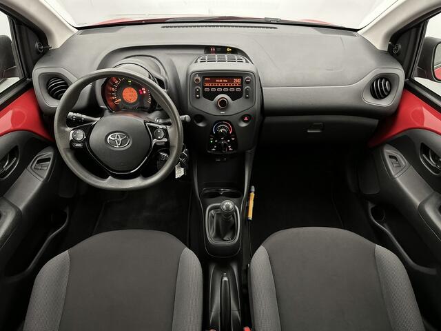 Toyota AYGO 1.0 VVT-i x-fun 5-Drs | Airco | NL-Auto | Dealeronderhouden |