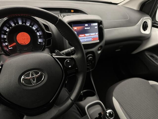 Toyota AYGO 1.0 VVT-i X-Play Automaat | Apple CarPlay | Android Auto | Camera | Airco |