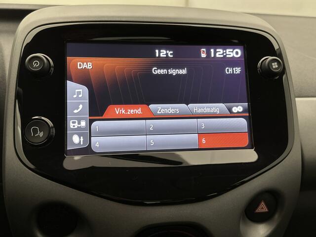 Toyota AYGO 1.0 VVT-i X-Play Automaat | Apple CarPlay | Android Auto | Camera | Airco |