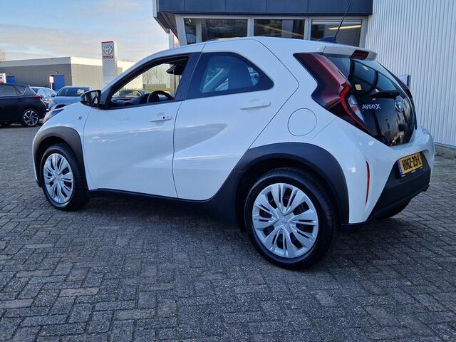 Toyota AYGO X 1.0 VVT-i S-CVT Play Automaat