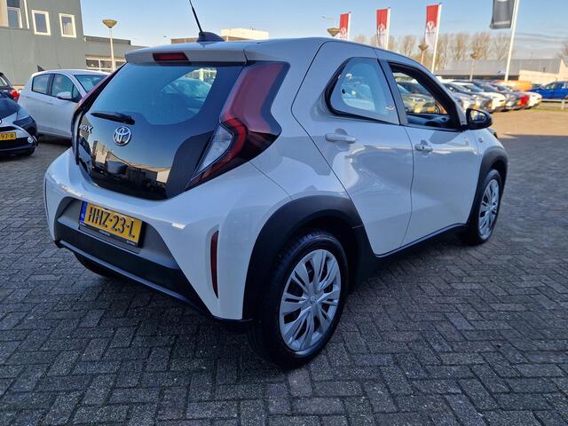 Toyota AYGO X 1.0 VVT-i S-CVT Play Automaat