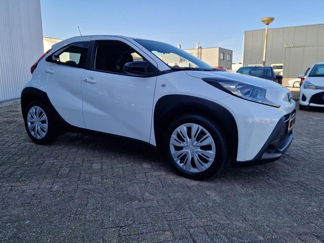 Toyota AYGO X 1.0 VVT-i S-CVT Play Automaat