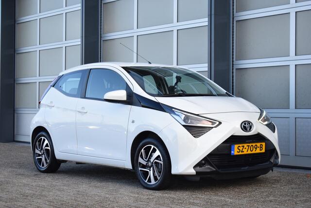 Toyota AYGO 1.0 VVT-i x-play Camera | Automaat | orig. NL NAP