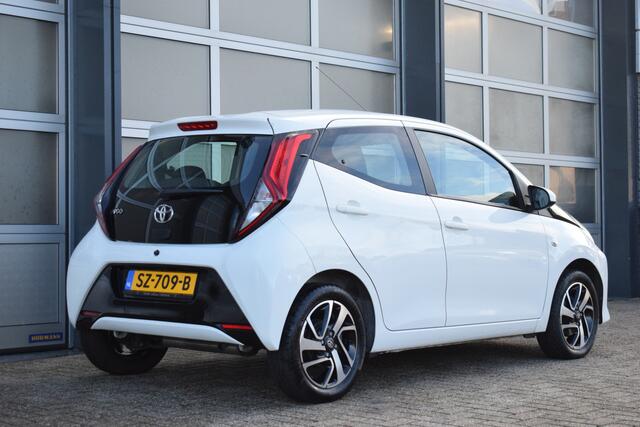 Toyota AYGO 1.0 VVT-i x-play Camera | Automaat | orig. NL NAP