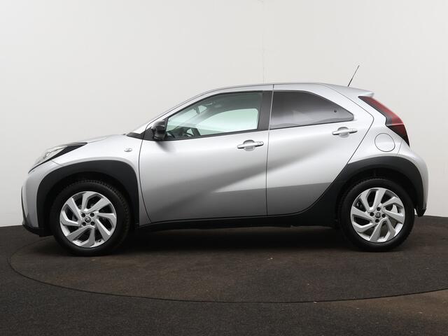 Toyota AYGO X 1.0 VVT-i MT Play