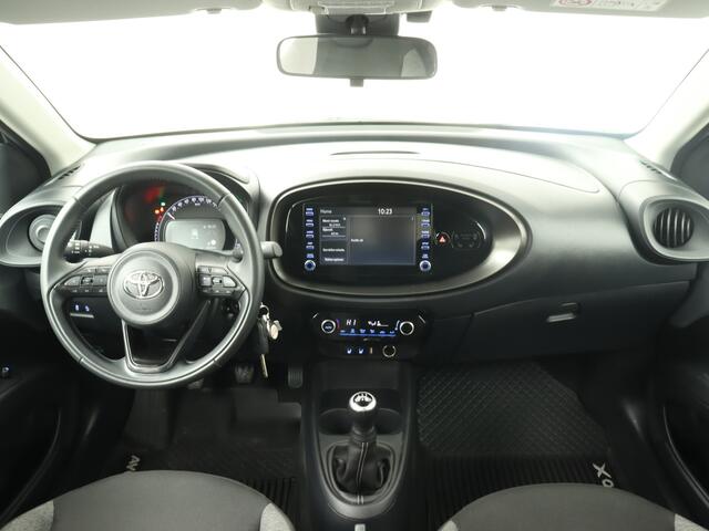 Toyota AYGO X 1.0 VVT-i MT Play