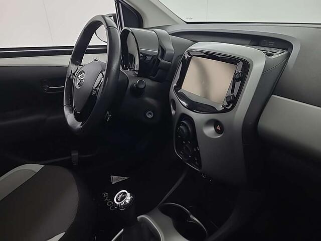 Toyota AYGO 1.0 VVT-i x-nav, 1e Eig! Camera! Carplay! VERWACHT!!
