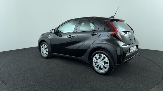 Toyota AYGO X 1.0 VVT-i MT Play
