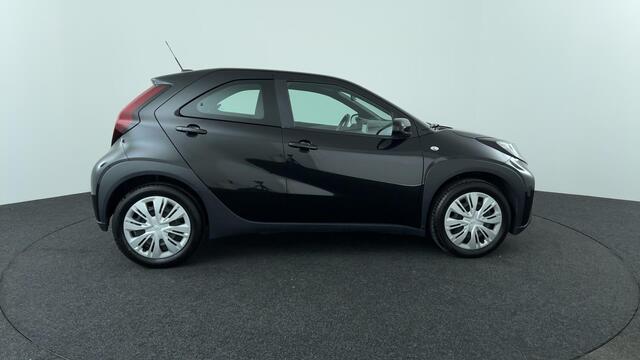 Toyota AYGO X 1.0 VVT-i MT Play