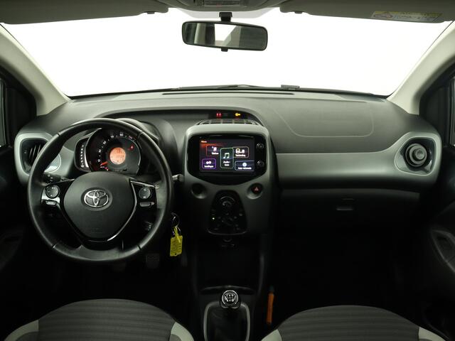 Toyota AYGO 1.0 VVT-i x-play Dealeronderhouden | Camera | Metaallak | NL-Auto |