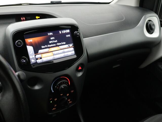 Toyota AYGO 1.0 VVT-i x-play Dealeronderhouden | Camera | Lichtmetalen Velgen | NL-Auto |