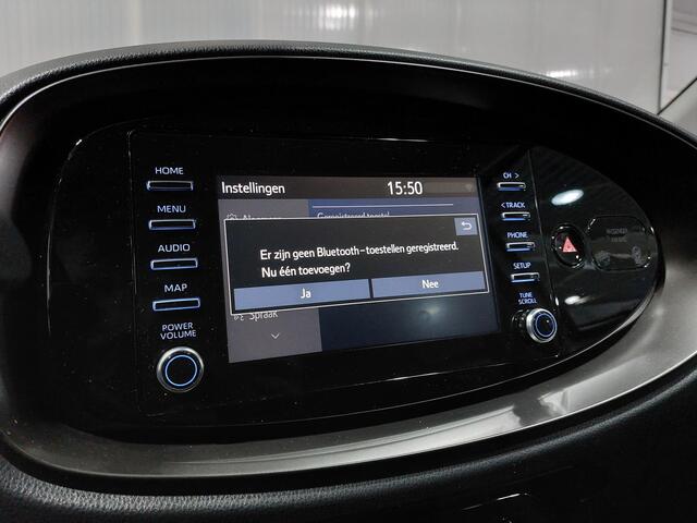 Toyota AYGO X 1.0 VVT-i MT first | 1e eigenaar | 100% onderhouden | Adaptive Cruise Control | Apple CarPlay/Android auto | Achteruitrij camera |