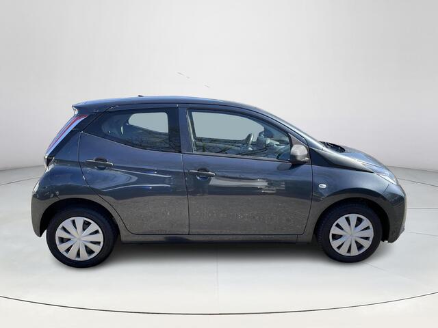Toyota AYGO 1.0 VVT-i x-fun