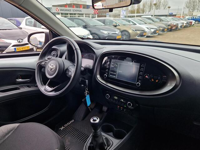 Toyota AYGO X 1.0 VVT-i MT first