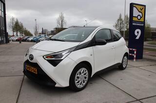 toyota-aygo-1.0-vvt-i-x-play-limite