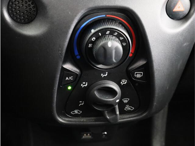 Toyota AYGO 1.0 VVT-i x-fun | Bluetooth | Airco | NL-Auto |