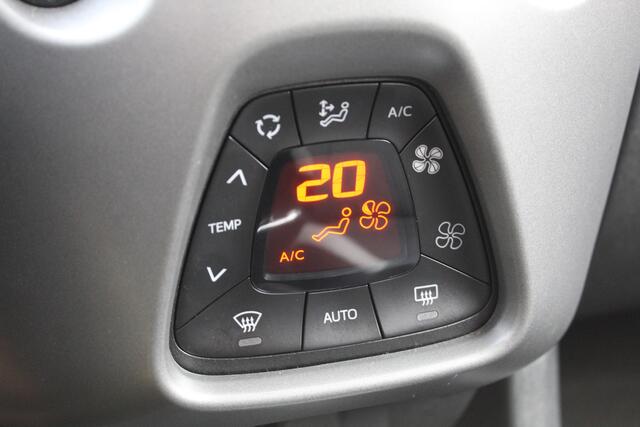 Toyota AYGO 1.0 VVT-i 5-deurs x-Joy | Rijklaar | Stoelverwarming | Clima | Apple/Android | LM-velgen | Dealer onderhouden