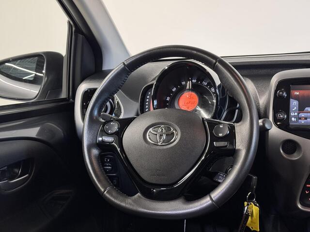 Toyota AYGO 1.0 VVT-i x-joy | Apple Carplay / Android Auto | Camera | Climate Control |