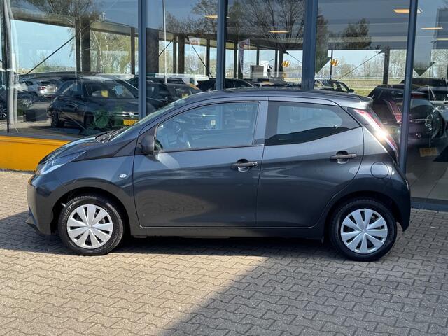 Toyota AYGO 1.0 VVT-i X-Fun - airco - 5drs - elek. ramen