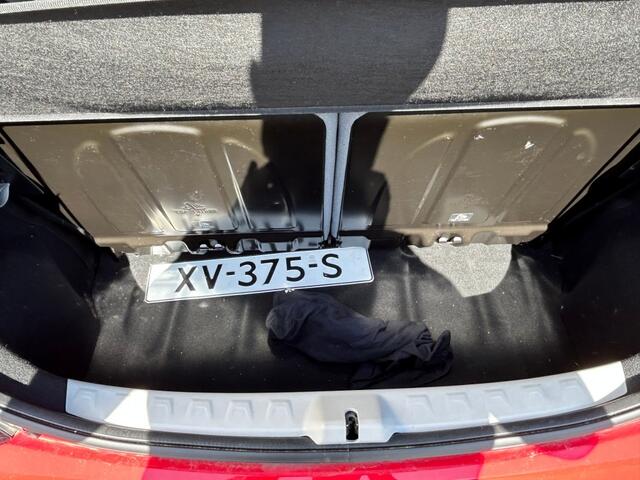 Toyota AYGO 1.0 VVT-I X-Play - Trekhaak - Achteruitrijcamera - Carplay