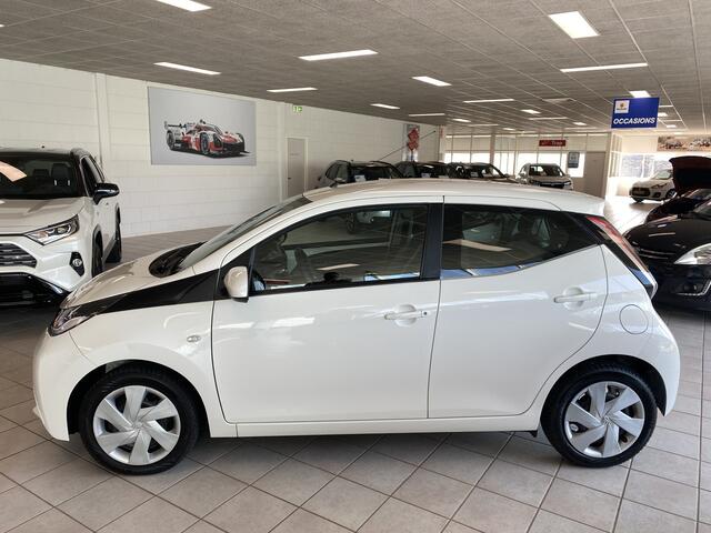 Toyota AYGO 1.0 VVT-i x-play