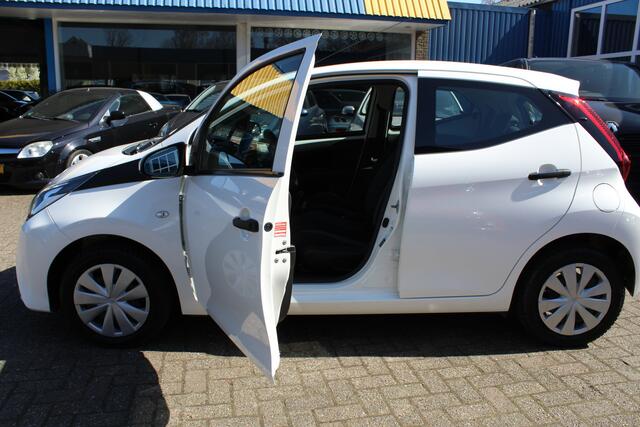 Toyota AYGO 1.0 VVT-i "X-Fun" Airco - 5 Deurs !!!