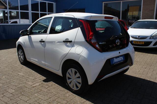 Toyota AYGO 1.0 VVT-i "X-Fun" Airco - 5 Deurs !!!