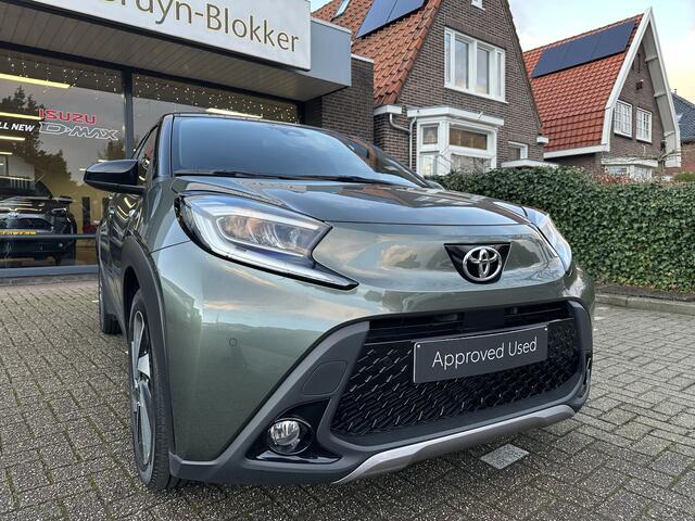 Toyota AYGO X 1.0 VVT-i Cabrio Premium parkeersensoren voor en achter / stoelverwarming / smartkey met startknop / lichtmetalen velgen / navigatie / apple carplay / android auto / speciale bekleding
