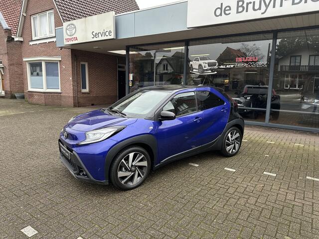 Toyota AYGO X 1.0 VVT-i MT Premium parkeersensoren voor en achter / stoelverwarming / smartkey met startknop / navigatie / apple carplay / android auto / lichtmetalen velgen / draadloos telefoon laden / 10 jaar garantie!