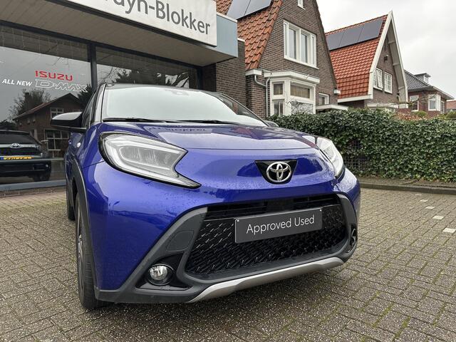 Toyota AYGO X 1.0 VVT-i MT Premium parkeersensoren voor en achter / stoelverwarming / smartkey met startknop / navigatie / apple carplay / android auto / lichtmetalen velgen / draadloos telefoon laden / 10 jaar garantie!
