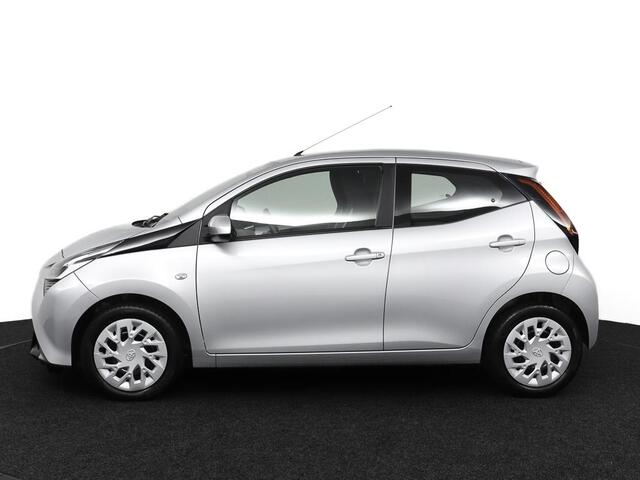 Toyota AYGO 1.0 VVT-i x-play | Apple Carplay/Android Auto | airco |