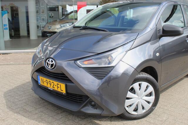 Toyota AYGO 1.0 VVT-i x-fun | Airco | Bluetooth | El. Ramen | Lage Km Stand